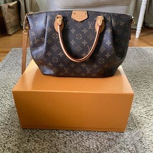 ***SOLD***Louis Vuitton Turenne MM